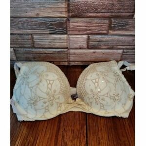 Victoria's Secret Dream Angel bra 32B cream embellished